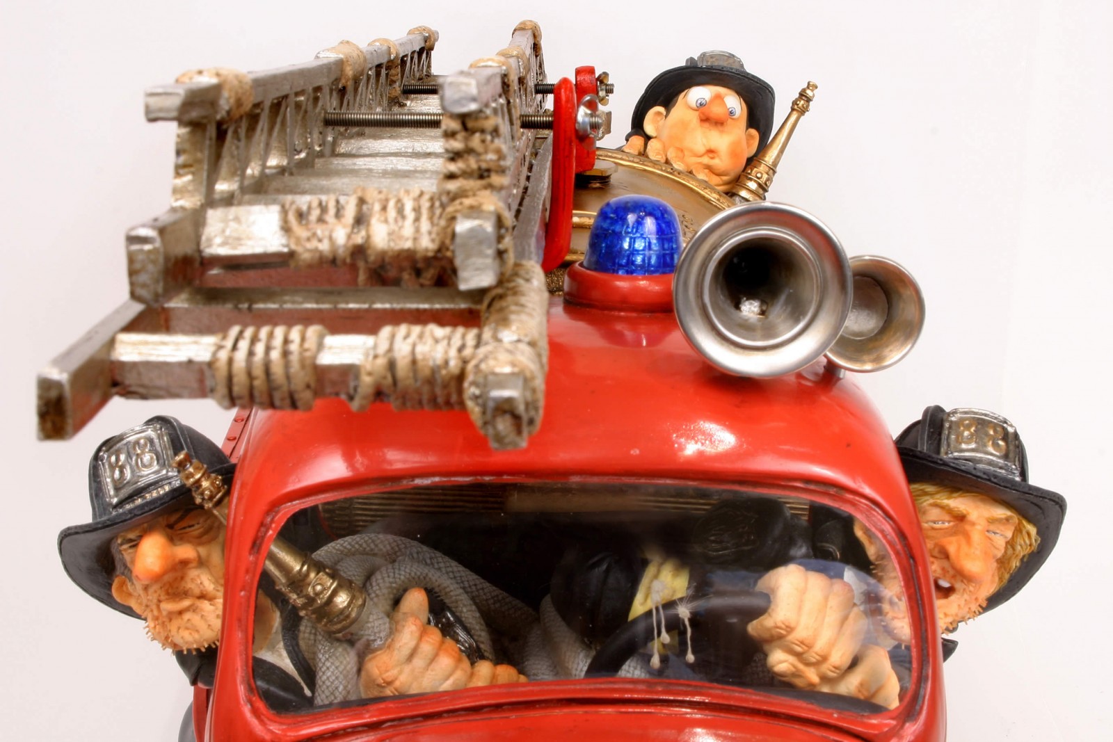 GUILLERMO FORCHINO - THE FIRE ENGINE - Image 8